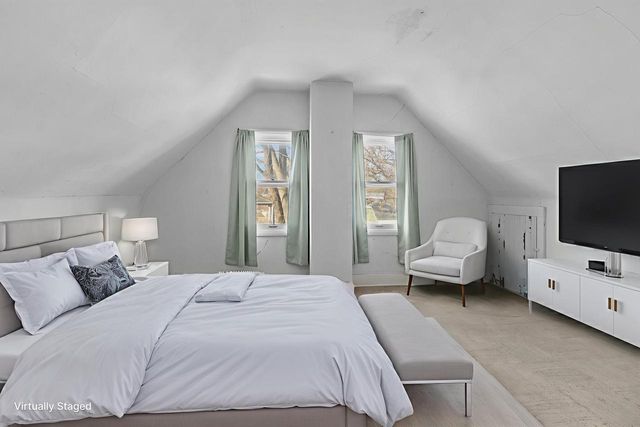 1004 Madison STREET, Lake Geneva, WI 53147