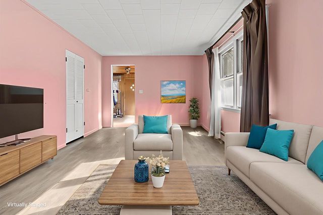 1004 Madison STREET, Lake Geneva, WI 53147