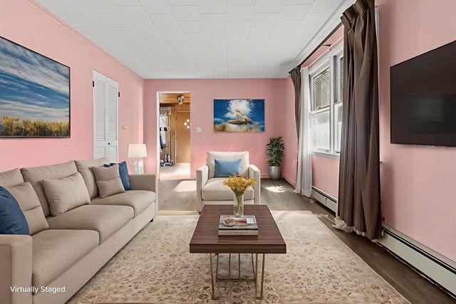 1004 Madison STREET, Lake Geneva, WI 53147