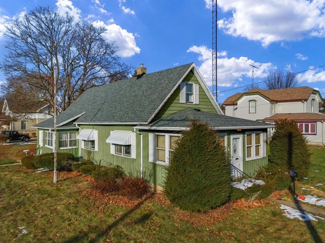 1004 Madison STREET, Lake Geneva, WI 53147