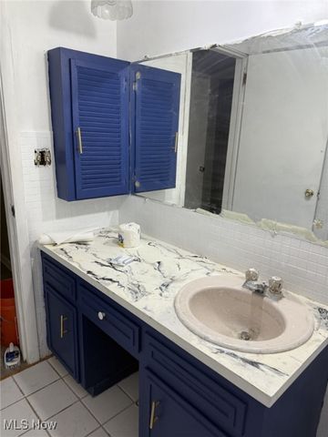 820 Hartzell Avenue, Niles, OH 44446