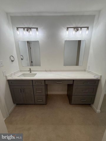 5772-G REXFORD CT, Springfield, VA 22152