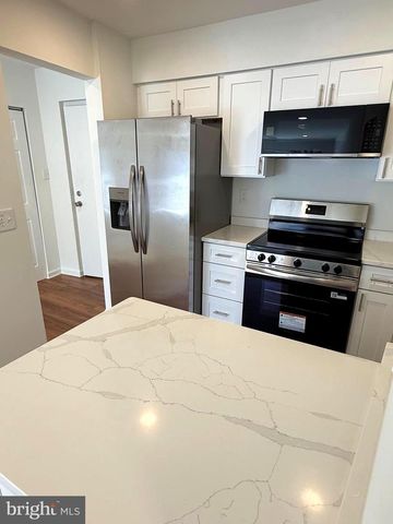 5772-G REXFORD CT, Springfield, VA 22152