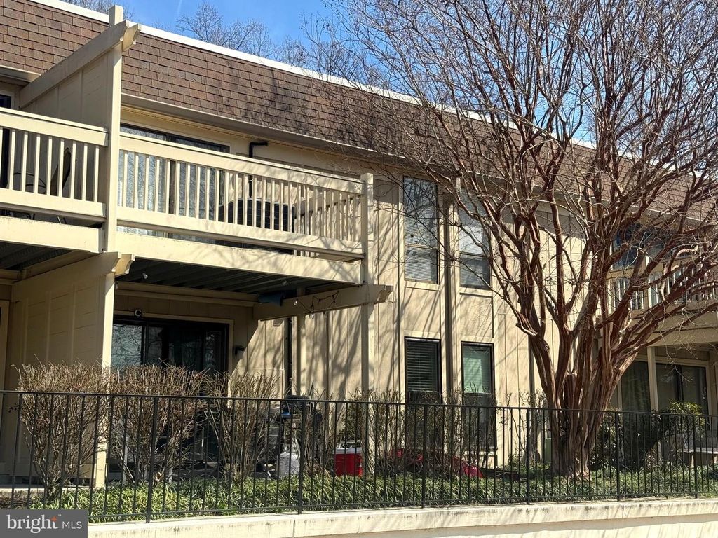 5772-G REXFORD CT, Springfield, VA 22152