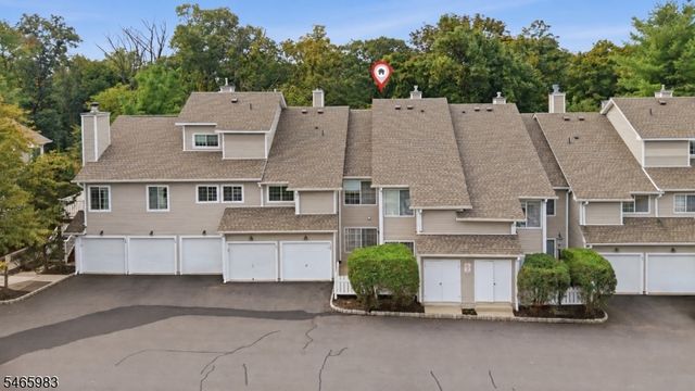 76 Encampment Dr, Bedminster Twp., NJ 07921
