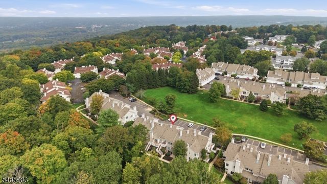 76 Encampment Dr, Bedminster Twp., NJ 07921