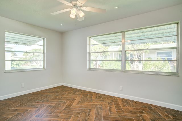 813 SW 5th Court, Boynton Beach, FL 33426