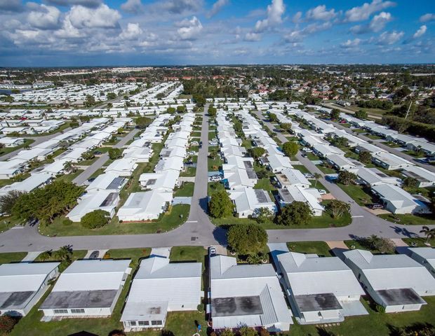 813 SW 5th Court, Boynton Beach, FL 33426