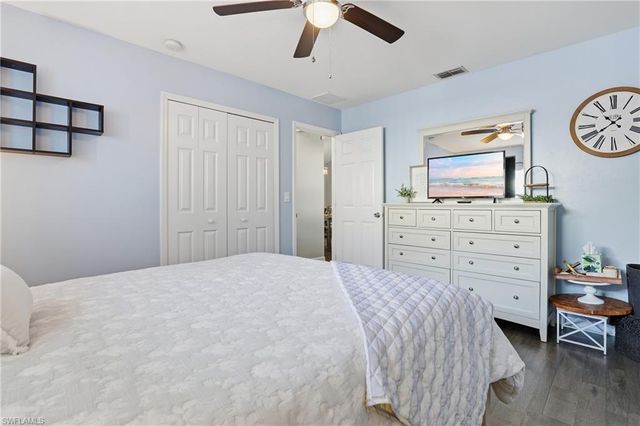 2825 SE 8th PL, Cape Coral, FL 33904