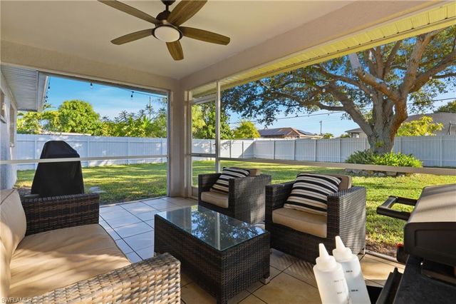 2825 SE 8th PL, Cape Coral, FL 33904