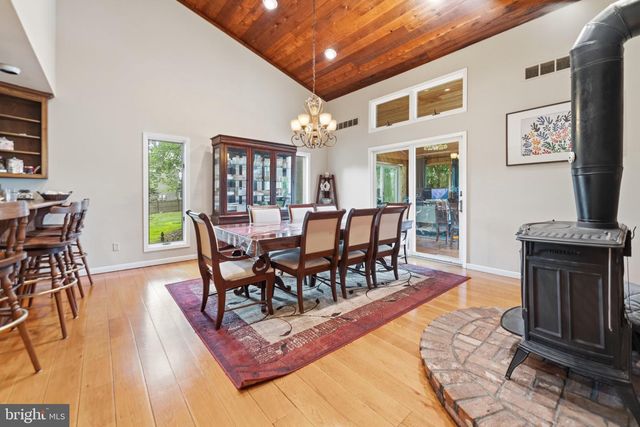 481 E FREEHOLD RD, Freehold, NJ 07728