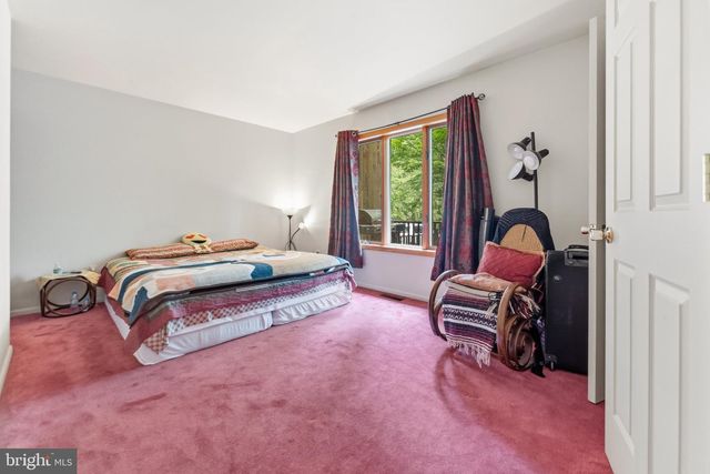 481 E FREEHOLD RD, Freehold, NJ 07728
