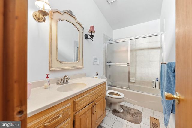 481 E FREEHOLD RD, Freehold, NJ 07728