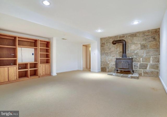 481 E FREEHOLD RD, Freehold, NJ 07728