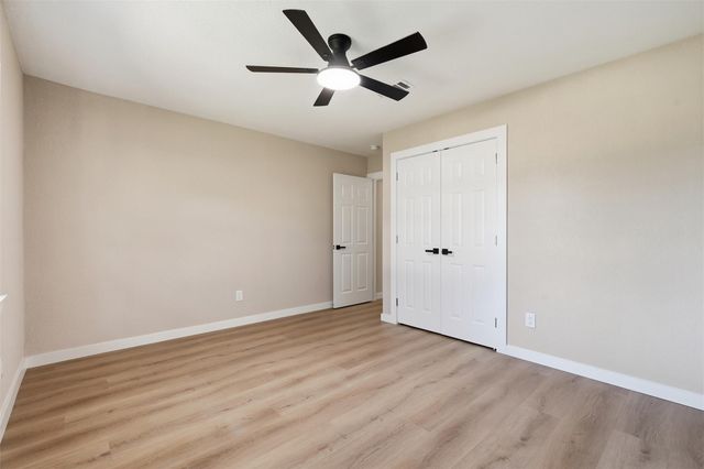 8902 Winding River Drive, Houston, TX 77088