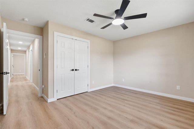 8902 Winding River Drive, Houston, TX 77088