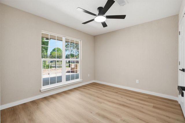 8902 Winding River Drive, Houston, TX 77088