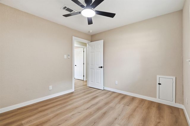 8902 Winding River Drive, Houston, TX 77088