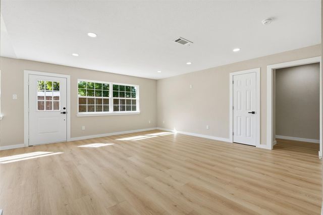 8902 Winding River Drive, Houston, TX 77088