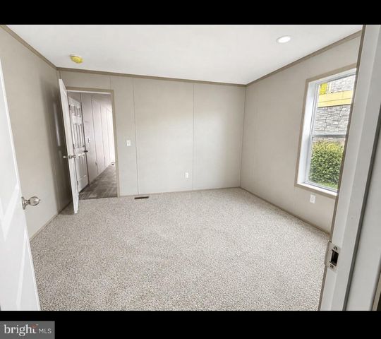 183 EBY LN, Middletown, PA 17057