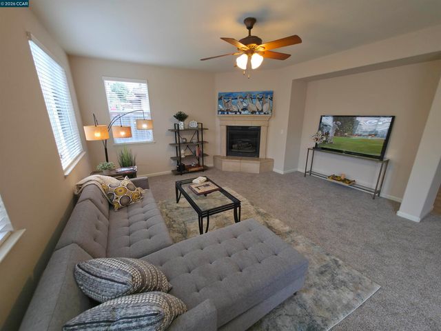 8625 Livingston Way, Discovery Bay, CA 94505