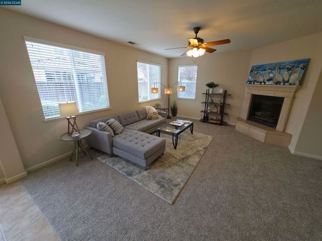 8625 Livingston Way, Discovery Bay, CA 94505