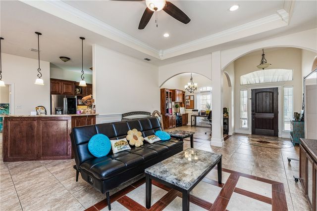 4010 Giants Dr., Corpus Christi, TX 78414