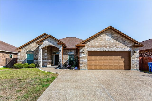 4010 Giants Dr., Corpus Christi, TX 78414