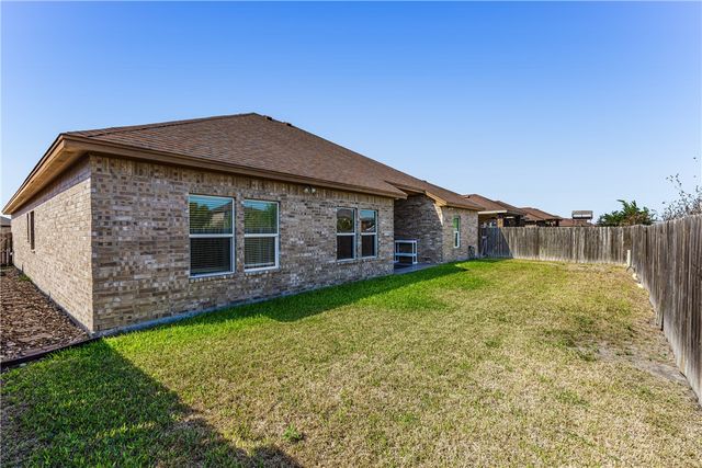 4010 Giants Dr., Corpus Christi, TX 78414