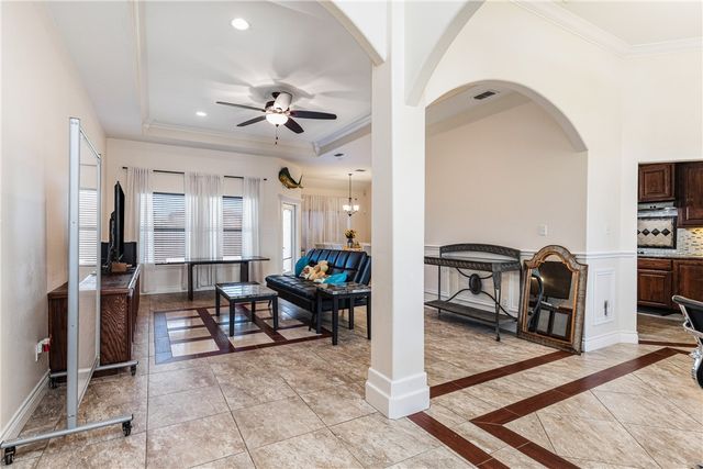 4010 Giants Dr., Corpus Christi, TX 78414