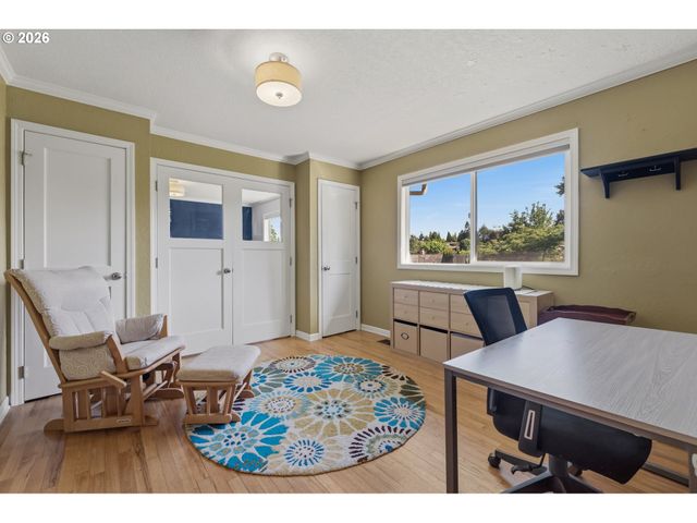 804 Nw SLUMAN Rd, Vancouver, WA 98665