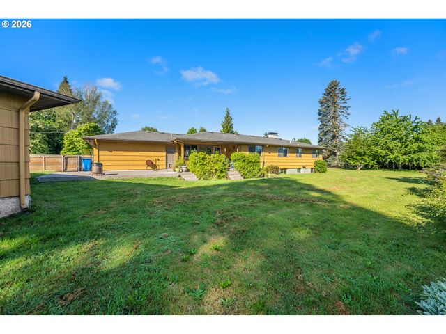 804 Nw SLUMAN Rd, Vancouver, WA 98665