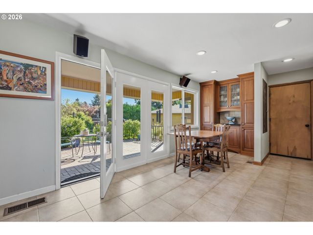 804 Nw SLUMAN Rd, Vancouver, WA 98665