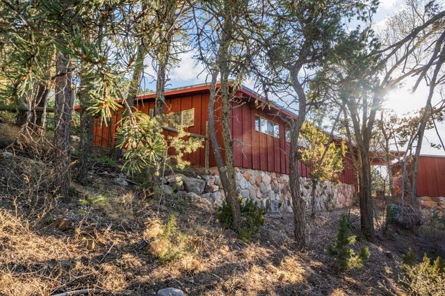 27 Eagle Trail Trail, Tijeras, NM 87059