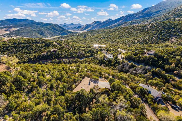 27 Eagle Trail Trail, Tijeras, NM 87059