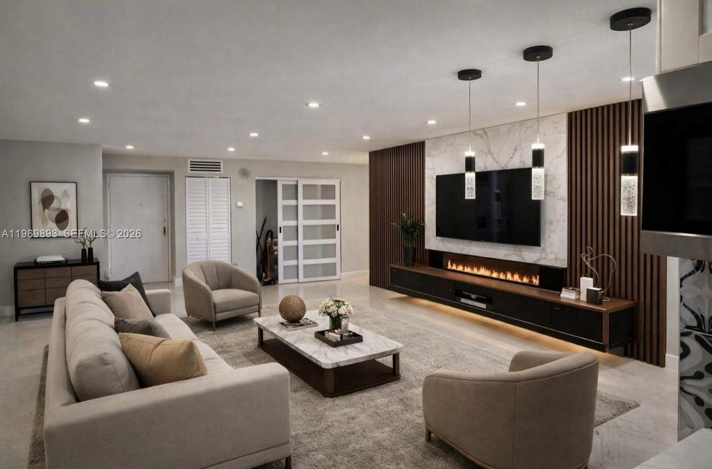 17021 N Bay Rd 814, Sunny Isles Beach, FL 33160