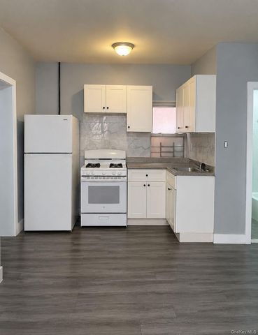 1038 E 224th Street, Bronx, NY 10466