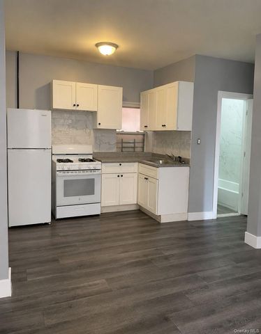 1038 E 224th Street, Bronx, NY 10466