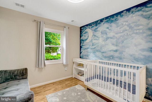 2512 JAMAICA DR, Alexandria, VA 22303