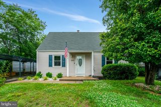 2512 JAMAICA DR, Alexandria, VA 22303