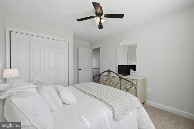 108 BARKWOOD DR, Stephens City, VA 22655