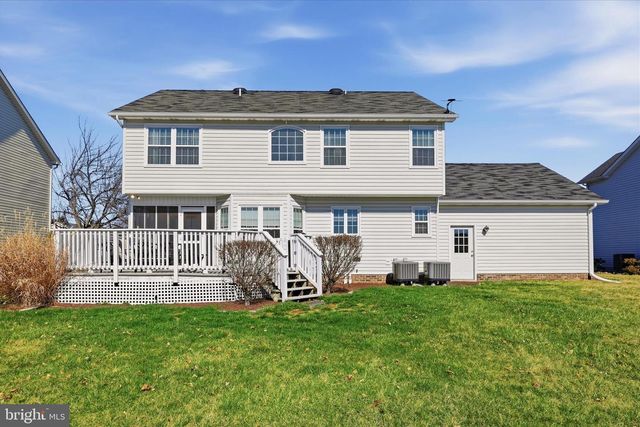 108 BARKWOOD DR, Stephens City, VA 22655