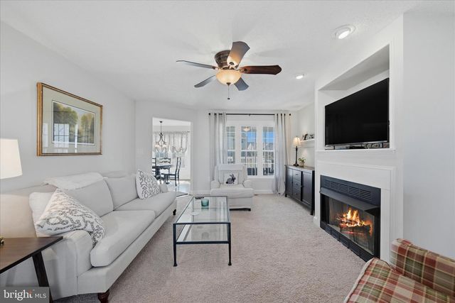 108 BARKWOOD DR, Stephens City, VA 22655