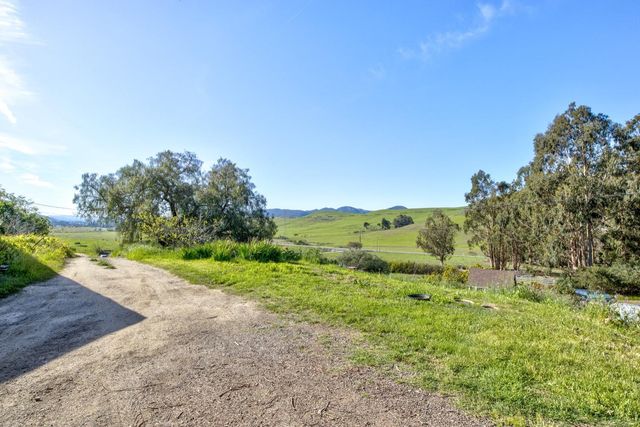 1498 O'Connor Way, San Luis Obispo, CA 93401