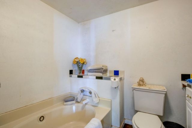 1498 O'Connor Way, San Luis Obispo, CA 93401