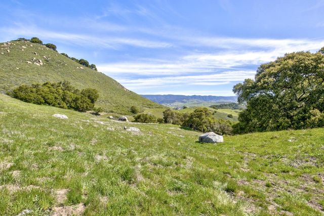 1498 O'Connor Way, San Luis Obispo, CA 93401