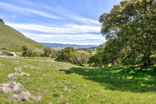 1498 O'Connor Way, San Luis Obispo, CA 93401