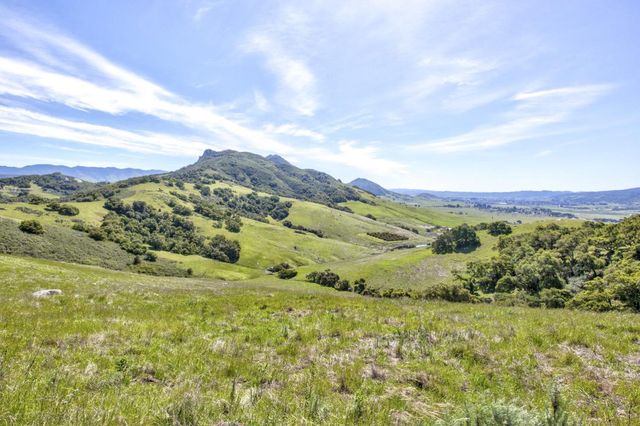 1498 O'Connor Way, San Luis Obispo, CA 93401