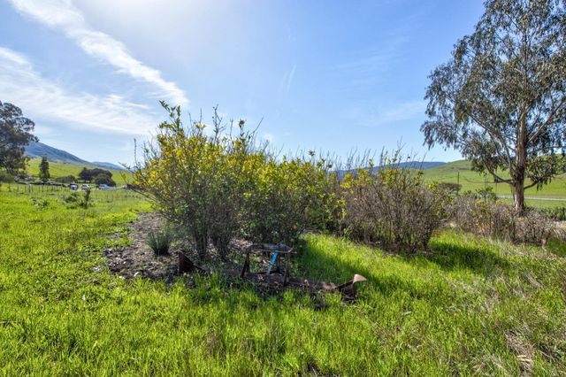 1498 O'Connor Way, San Luis Obispo, CA 93401