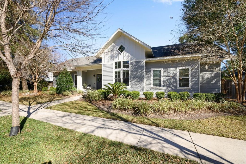 Image 2 of property listing at 691 SW 136TH STREET, Newberry, FL 32669